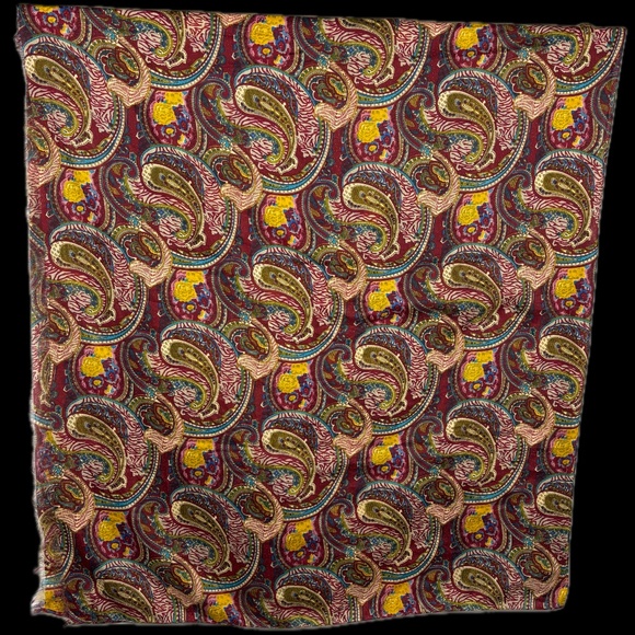 Cejon Scarf Wrap Shawl 70" X 44" NWT Fringe Fall colors Lightweight Paisley - Picture 2 of 10